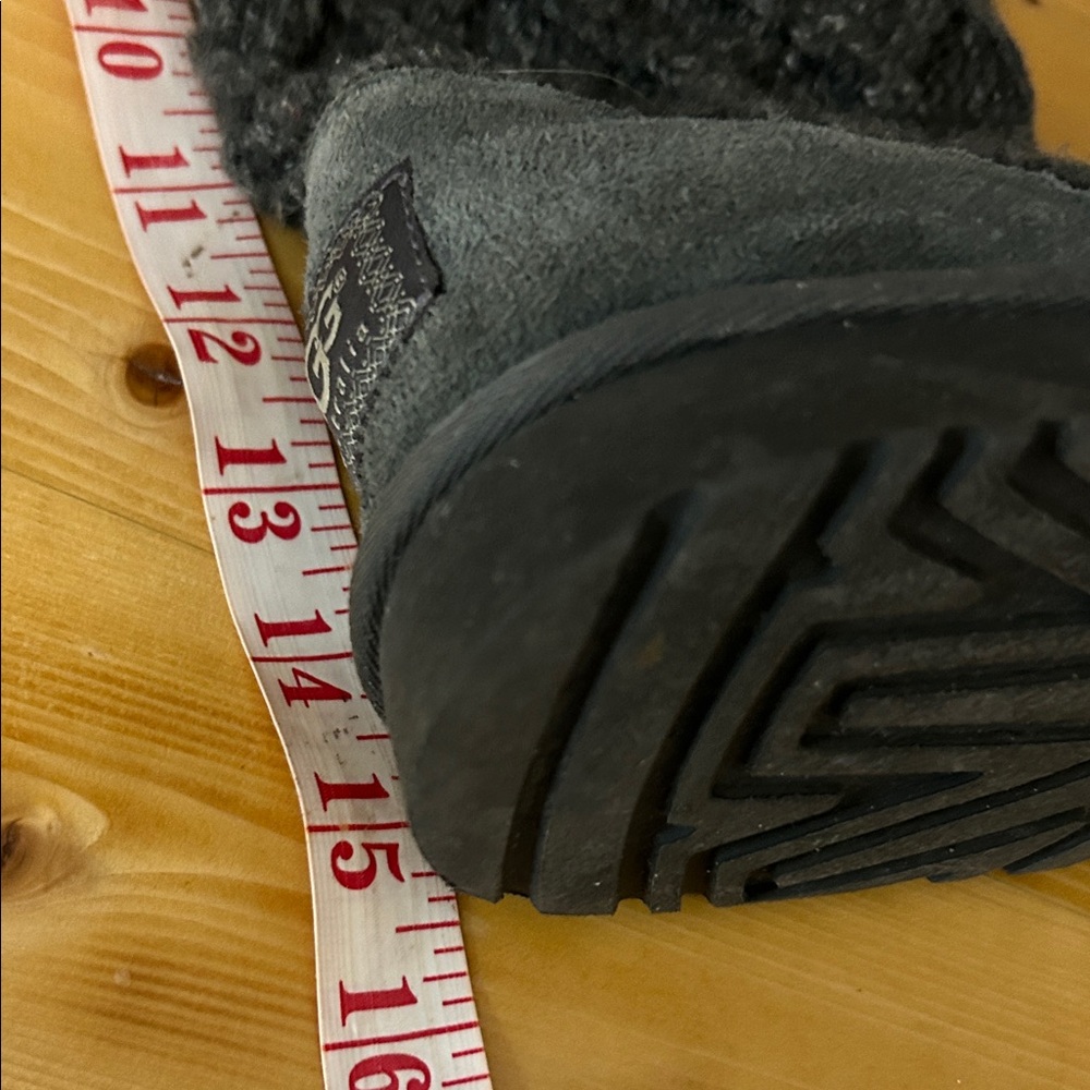 Uggs Cozy Gray Knit Button Boots - Picture 13 of 13